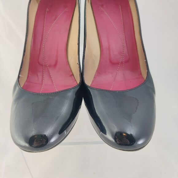 Kate spade Black Patent Leather Heels Sz 8.5 Round Toe Pink Insole +/- 3.5" High - Picture 6 of 15